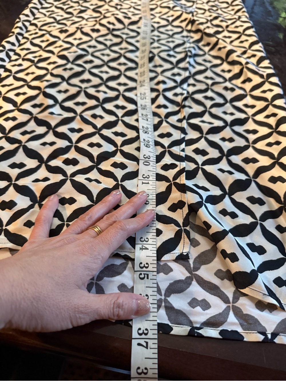 Zara Black and White Geometric Midi Skirt size XS - Picture 6 of 7
